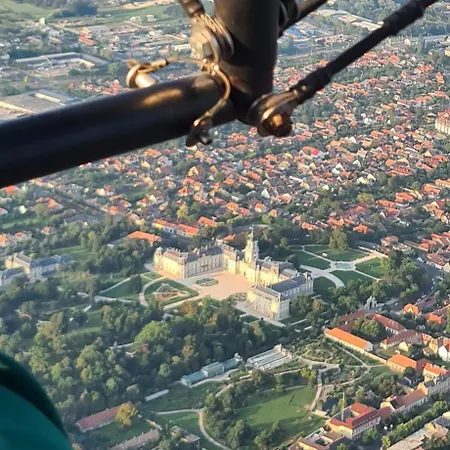 Sarkanyfeszek Szallashely Privat bolig *