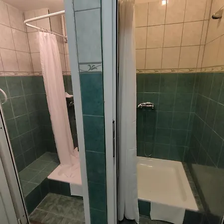 Privat bolig Sarkanyfeszek Szallashely