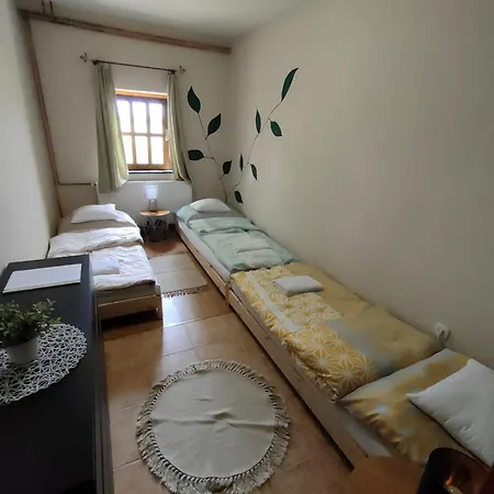 Sarkanyfeszek Szallashely Cserszegtomaj